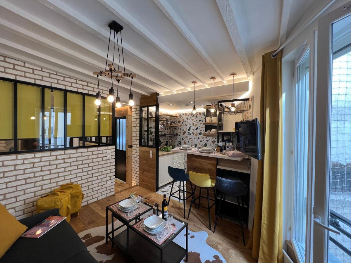 Appartement Montmartre Sacre Coeur Parigi Esterno foto